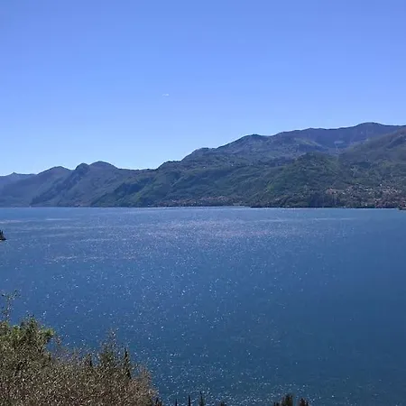 A Slice Of Heaven Over Como Lake... 아파트 페를레도